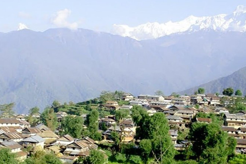 ghale gaun.jpg